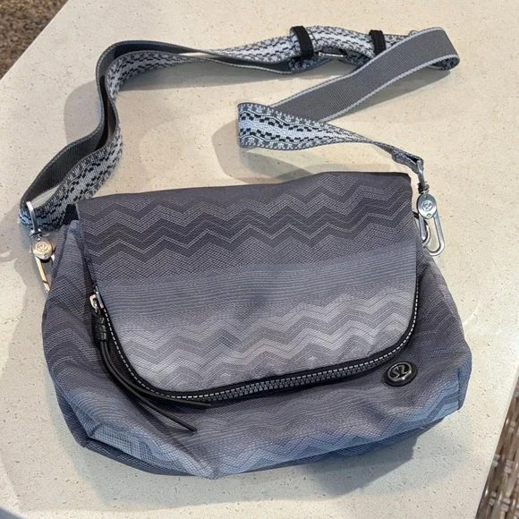 Lululemon Party Om Festival Crossbody Bag - Picture 1 of 10